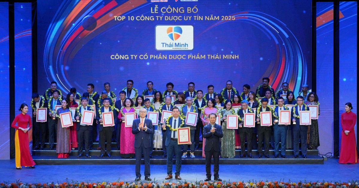 1 17680187512832070431017 69 29 776 1379 Crop 176801908226673166194