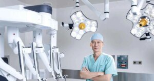 1 17738996543221546294644 0 0 733 1400 crop 17739000151371750112829