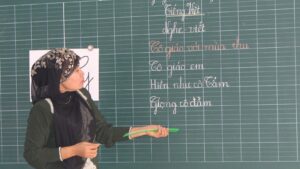 Tây Ninh mở lớp tiếng Việt, gieo con chữ đầu đời cho trẻ em dân tộc thiểu số 7 1000074696