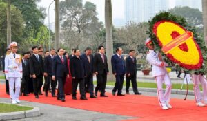 Lãnh Đạo Đảng, Nhà Nước Và Thành Phố Hà Nội Dâng Hương Tại Nghĩa Trang Mai Dịch 120260213161433