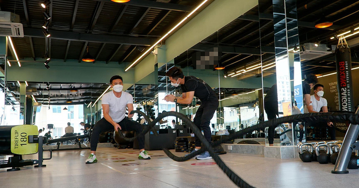 15B 176882837197162773338 0 0 576 922 Crop 17688287431771841442694