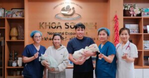 Điều trị, nuôi dưỡng thành công song sinh sinh non chưa đến 28 tuần tuổi 2 15b 1775479064730181044275 36 0 1636 2560 crop 17754790748521817408269