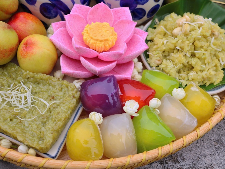Chiêm ngưỡng mâm cúng Tết Đoan Ngọ đẹp như tranh của mẹ đảm Hà thành: Gói trọn hồn Việt trong từng lễ vật 1748519003 img5178 98383 width2560height1921