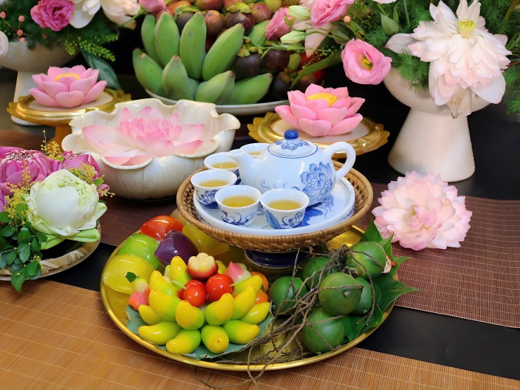Chiêm ngưỡng mâm cúng Tết Đoan Ngọ đẹp như tranh của mẹ đảm Hà thành: Gói trọn hồn Việt trong từng lễ vật 1748519004 img5173 40452 width2560height1921
