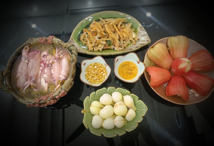 Loại Rau Mọc Đầy Bờ Rào, Nấu Với Mực Thành Đặc Sản Miền Trung 4 1749974304 424 7391 2 N 88877 Width1900Height1297