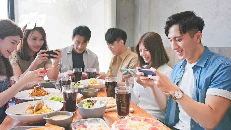 1770794651 Lap Mang Wifi Fpt Quan 8 Tphcm