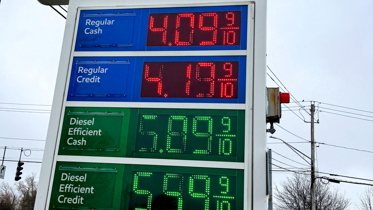 2026 04 07t161516z 203533690 rc26hkan3q07 rtrmadp 3 usa oil output