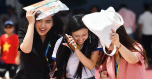 Dự báo thời tiết 15/4/2026: Nắng nóng qua đỉnh điểm, không khí lạnh sắp tràn về 2 2026 nang nong qua dinh diem khong khi lanh sap tran ve 3212