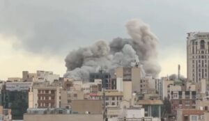 Mỹ tuyên bố bắn hạ nhiều chỉ huy Iran trong cuộc tấn công quy mô lớn 1 222