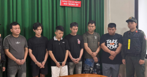 24 gio pha an vu cuop tiem vang cua nhom moi quen nhau qua mang 370