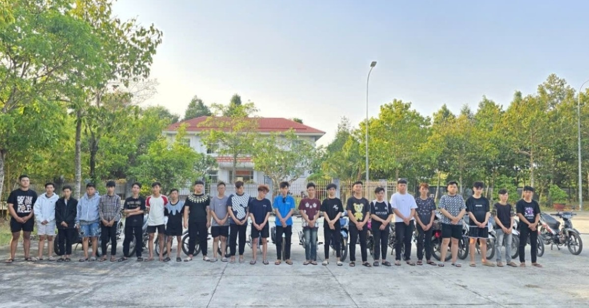 24 thanh thieu nien tu tap dua xe dai nao xuyen tinh bi khoi to 2150