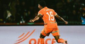 3 1766967702070138912277 0 0 670 1280 Crop 1766968705065673621977