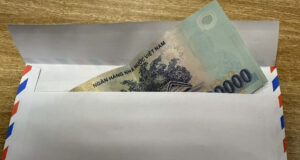 3 Chi Gai Mia Mai Phong Bi Cua Thong Gia Giau Roi Lang Thinh Khi Biet Su That Cede510B1D054894Abe177