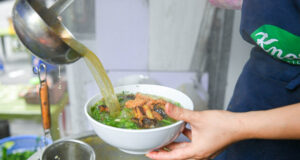 3 mon bun dac san o hung yen hut khach an giai ngan dip dau nam 804