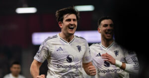 3 mu roi chien thang vi maguire 141