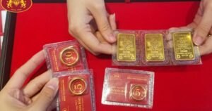 4 2 17669672156491861540691 0 31 748 1227 Crop 1766967231496295137469