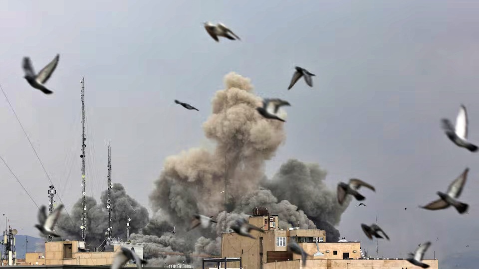 4 nuoc trung dong thuc day no luc ngoai giao cham dut chien tranh