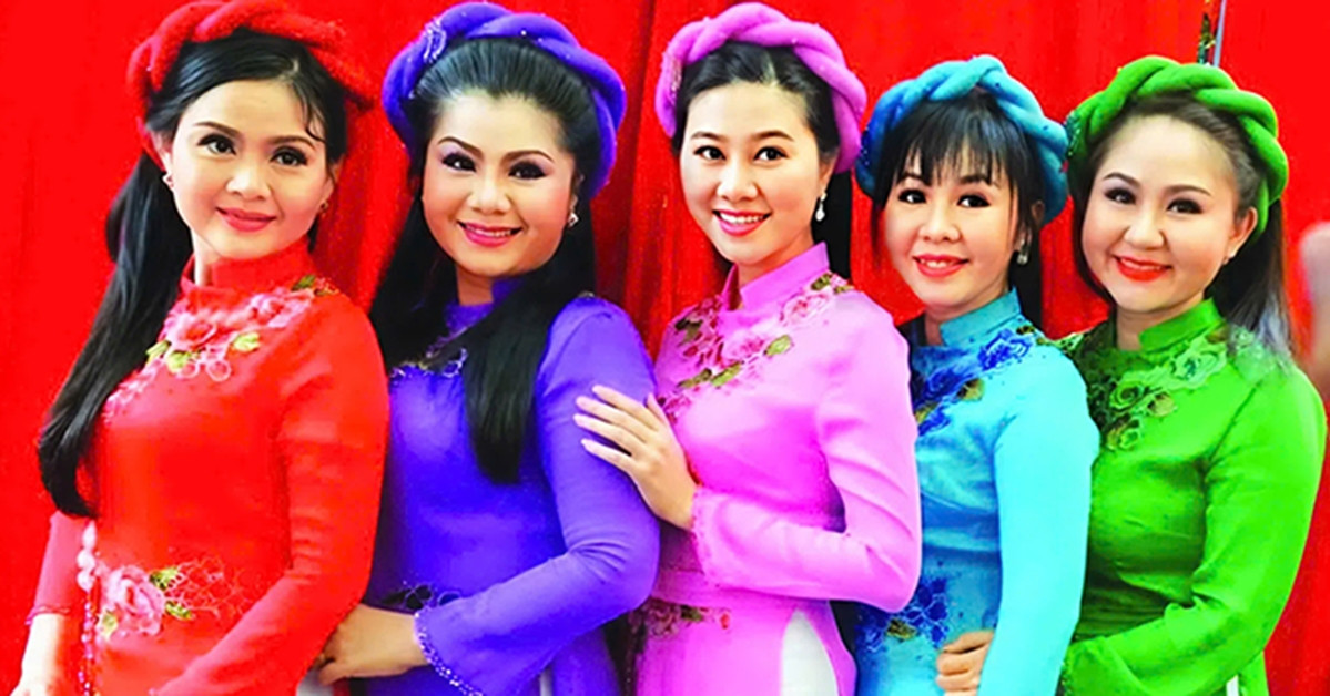 5 chi em dao hat gia toc noi tieng nguoi la nsnd nguoi lay chong hon 11 tuoi 2108