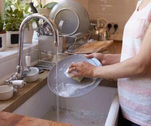 5 món đồ trong bếp càng rửa càng bẩn, vi khuẩn dễ tích tụ mà nhiều người đang dùng sai cách 8 5 mon do trong bep cang rua cang ban vi khuan de tich tu ma nhieu nguoi dang dung sai cach 145639.jp