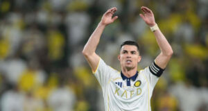 5 ronaldo choi sang ngay dang quang 238