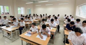 Hà Nội khảo sát chất lượng học sinh lớp 11, 12, không thu lệ phí 1 53235077611705583751138452824152413211321486n 1772023040999537170591 180 0 1080 1440 crop 1772023416