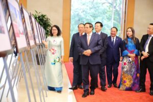 725362105592423348 220251227180019