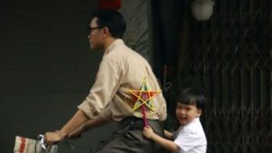 851Bbe0844F8Ba61F093736102618E35 31