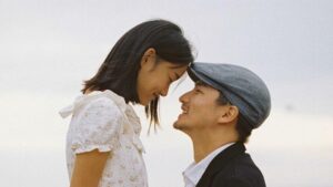 Tình Yêu Đến Hơi Muộn Nhưng Cũng Vừa Kịp Lúc 97Af1E69908C225Cc2D795D759F03F4C Phong Cach Xu Huong Chup Anh Cuoi 1