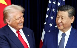 Donald Trump Tap Can Binh lanh dao My Trung Quoc co My Trung Quoc ben le APEC 2025 reu