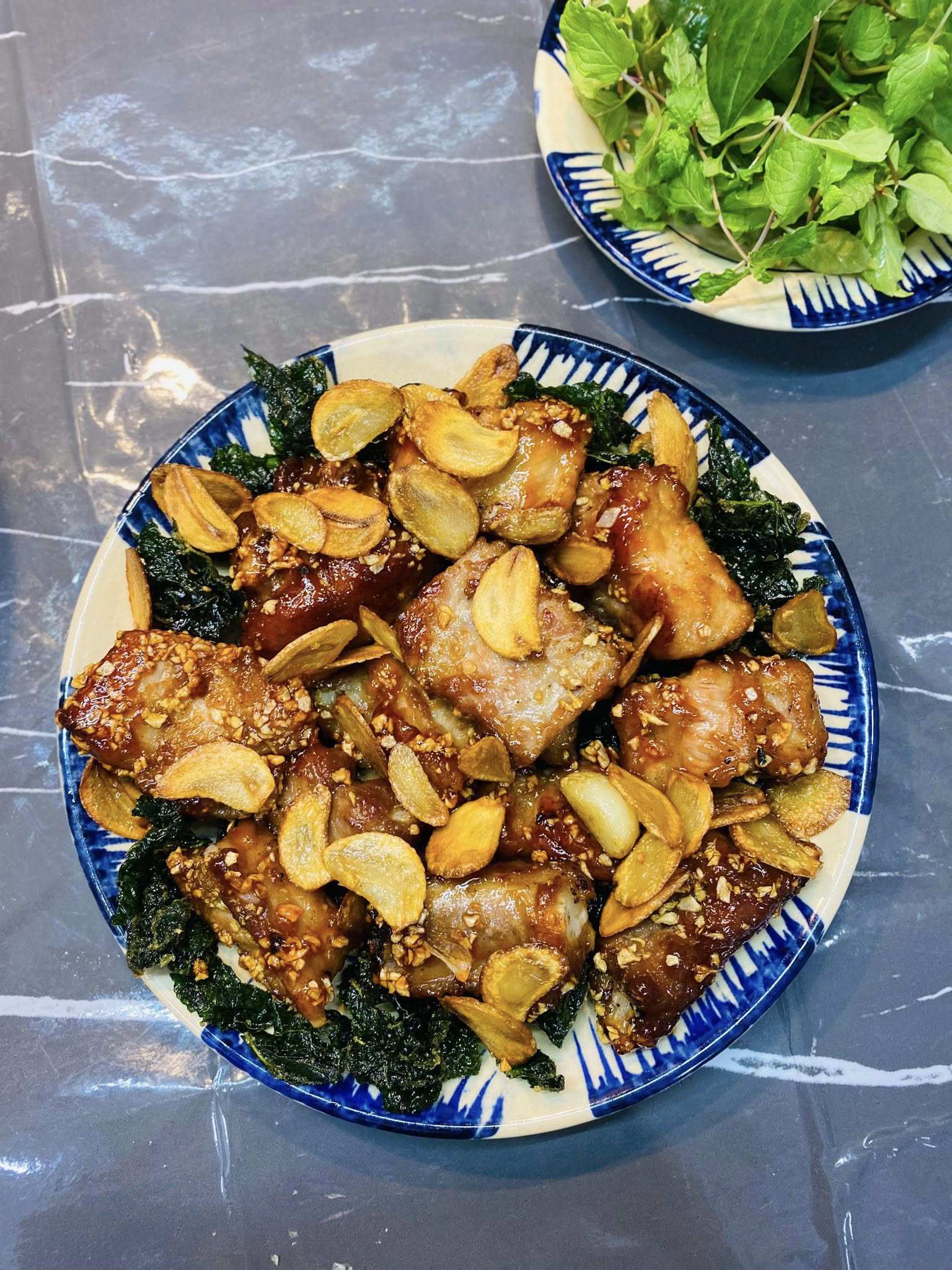 Sườn heo làm theo cách này bao nhiêu cũng hết, càng ăn càng nghiện Suon chay toi 1 1748079482 728 width1536height2048