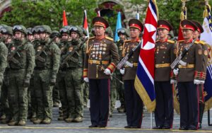 Trieu Tien duyet binh cung Nga 9 5 2026 tai Moskva linh Trieu Tien ben fai co Trieu Tien sung T