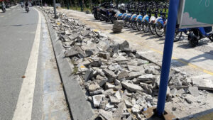 Vụ đục phá vỉa hè: Phường Hai Bà Trưng báo cáo gì với Thành ủy Hà Nội? 1 Via he