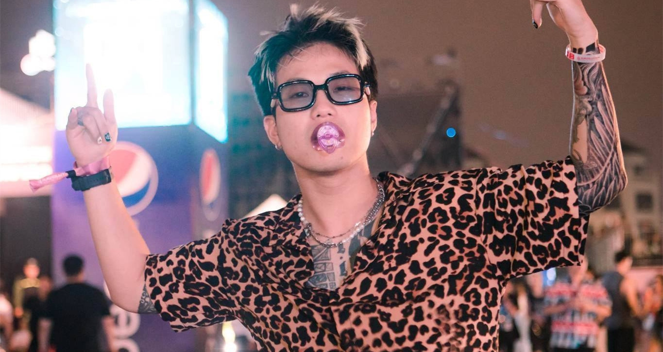 a quan ngong cuong lam ban nhac viet va coi thuong phap luat phai xu nghiem 2226