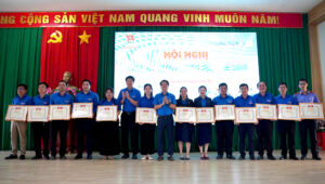 Tuổi trẻ Đắk Lắk hoàn thành 1.300 phần việc trong Tháng Thanh niên 1 a2 12