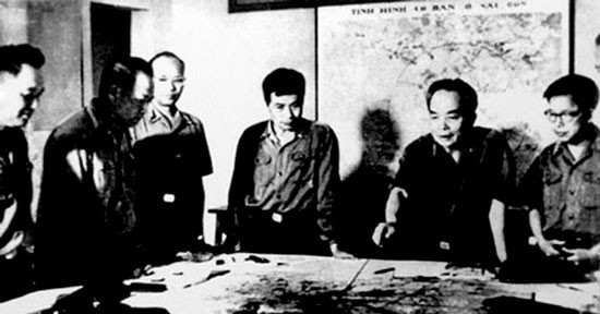 ai la nguoi dua ra buc mat lenh lich su than toc than toc hon nua 3219