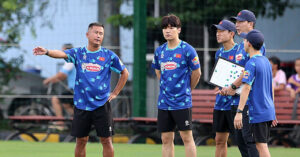 Ai Thay Hlv Kim Sang Sik Nhiep Chinh O Tuyen Viet Nam 3493