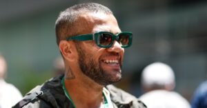 Alves 1 1766544673702885568453 13 0 1018 1920 Crop 17665446776142081775674