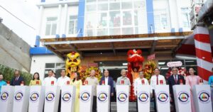 Anh K 17663023149621742600474 49 0 1299 2000 Crop 17663023335971977936854