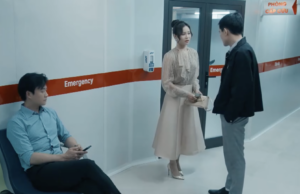 'Dưới ô cửa sáng đèn' tập 1: Chồng Diệu ghen ra mặt vì anh hàng xóm quá nhiệt tình 1 anh man hinh 2026 05 17 luc 193725 3022