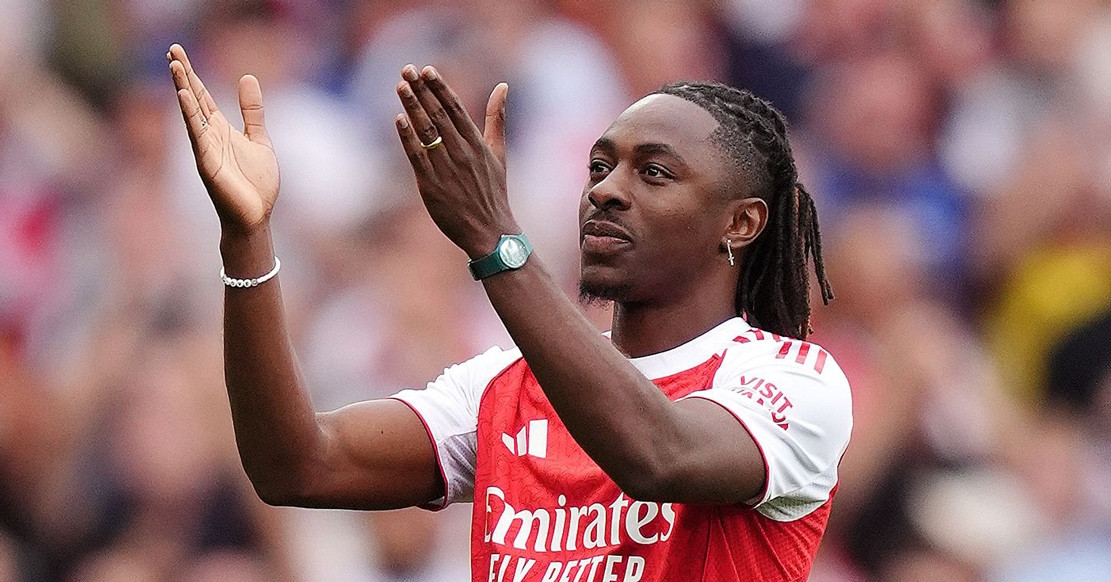 arsenal ta hoa voi chan thuong cua eze 73