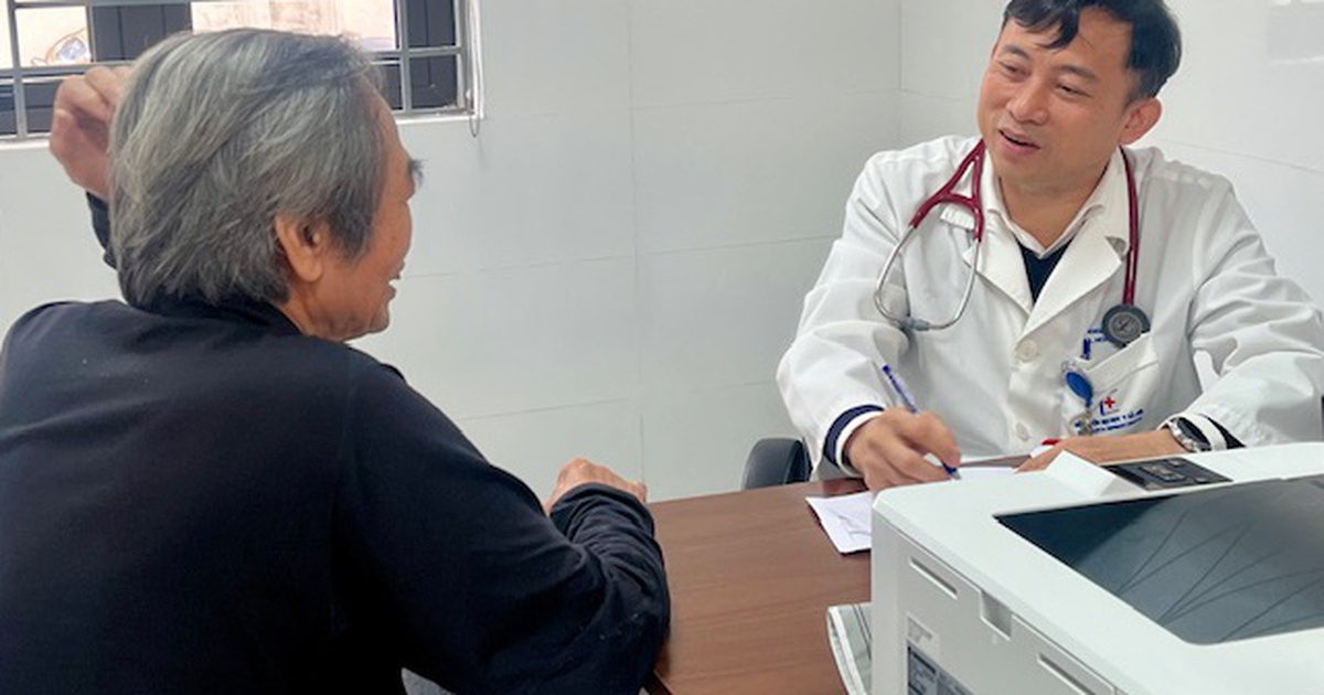 Bac Si Ve Tram Y Te 1768372837735863853134 53 0 453 640 Crop 1768372844700602718726