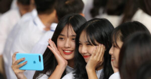 Bài mẫu viết thư UPU lần thứ 55: Kết nối thật ở thế giới của những lượt 'like' 1 bai mau viet thu upu lan thu 55 ket noi that o the gioi cua nhung luot like 979