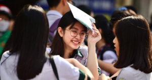 bai mau viet thu upu lan thu 55 thu gui nguoi ban trong thanh pho toan robot 1519