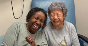 Bạn thân 50 năm luôn kề bên khi bạn mắc ung thư, cùng đi hoá trị 1 ban than 50 nam luon ke ben khi ban mac ung thu cung di hoa tri 545