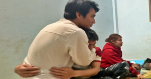 bang rung tim em that lac chang trai lam dong xuc dong doan tu sau 17 nam 1758