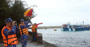 Bao Kalmaegi Cuong Do Rat Manh Hang Loat Tinh Thanh Trien Khai Ung Pho Khan Cap 2354