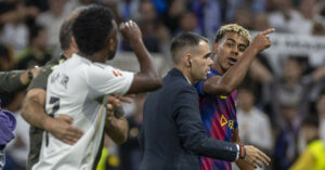 Barca Lan Dan Hansi Flick Cang Thang Va Van De Lamine Yamal 460