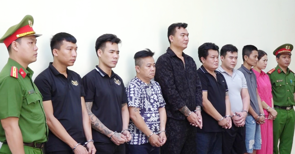 bat doi vo chong cam dau cong ty mua ban no khung bo doi no thue 70 ty dong 1191