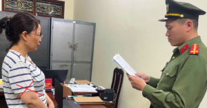 Bắt giam Cao Thị Hạnh lập Facebook giả nam giới, lừa một phụ nữ số tiền lớn 1 bat giam cao thi hanh lap facebook gia nam gioi lua mot phu nu so tien lon 1753