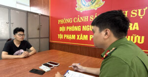 bat khan cap thanh nien trom 5 cay vang cua em gai nguoi yeu 724